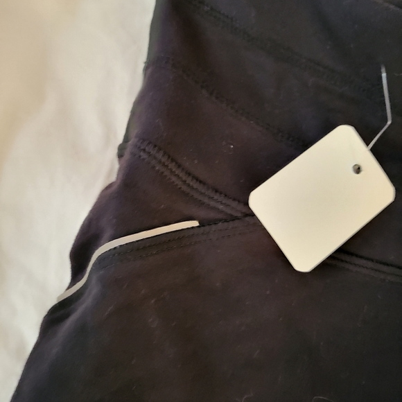 black Athleta leggings - Picture 2 of 10